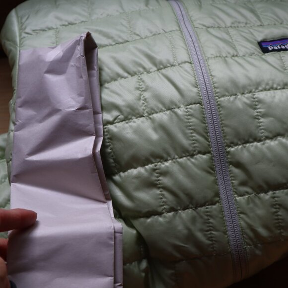 Patagonia Women's Nano Puff Hoody Small S, Color Mint - Picture 8 of 9